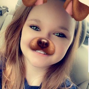 Meet your Posher, Makayla